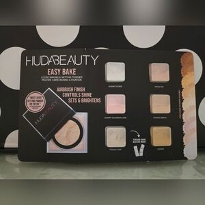 10/$25✨️Huda Beauty Powder✨️